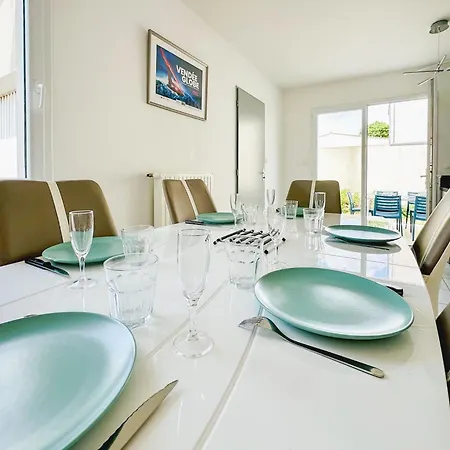 Holiday home Maison De Renovee Calme Et Lumineuse - 4 Pers Les Sables-d'Olonne